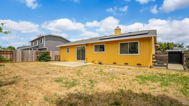 808 Osprey Way, Suisun City, CA 94585