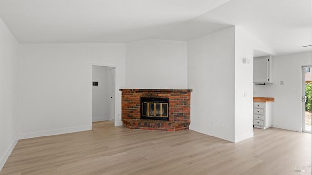 808 Osprey Way, Suisun City, CA 94585
