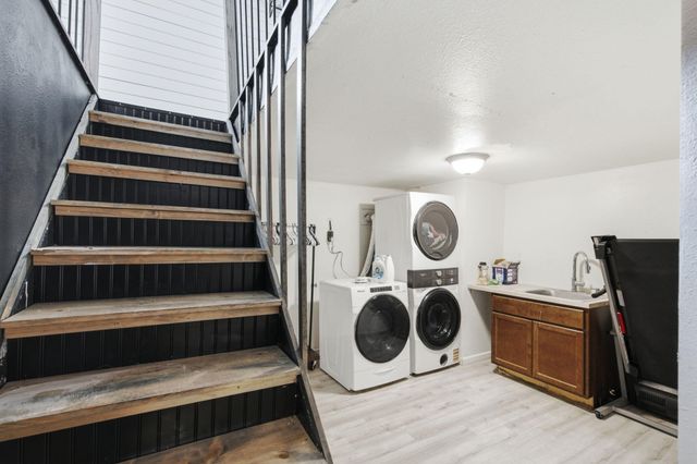 1124 ST. CHRISTOPHER ST, Columbia, MO 65203
