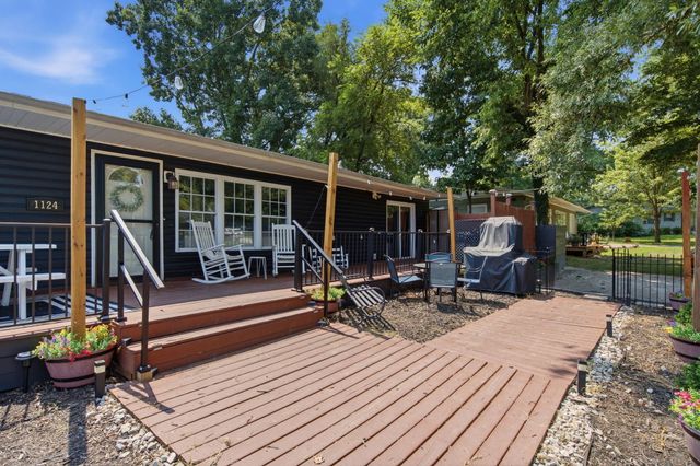 1124 ST. CHRISTOPHER ST, Columbia, MO 65203