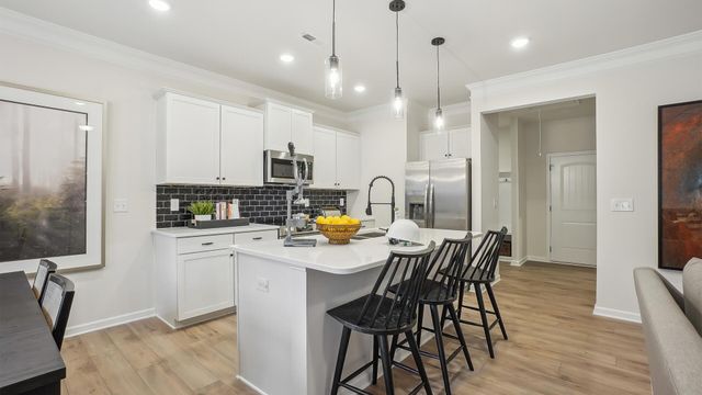 8215 Harbour Chase Lp, Ooltewah, TN 37363