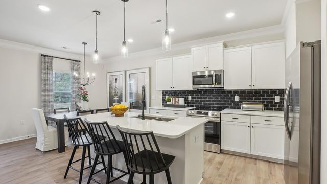 8215 Harbour Chase Lp, Ooltewah, TN 37363