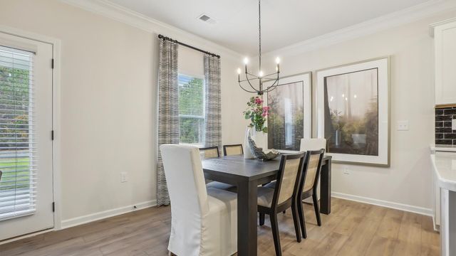 8215 Harbour Chase Lp, Ooltewah, TN 37363
