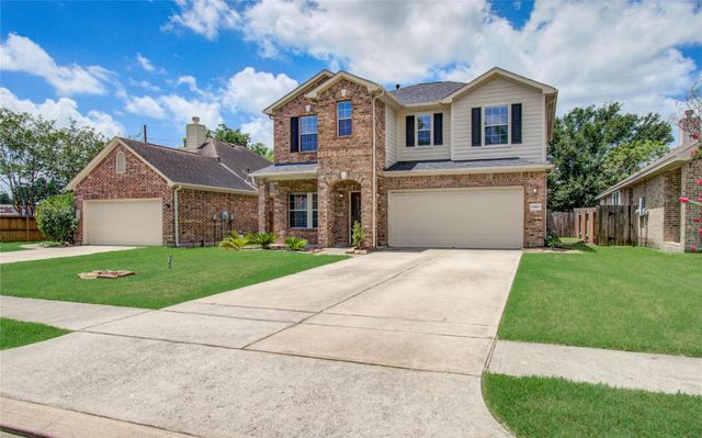 17607 Memorial Falls Drive, Tomball, TX 77375