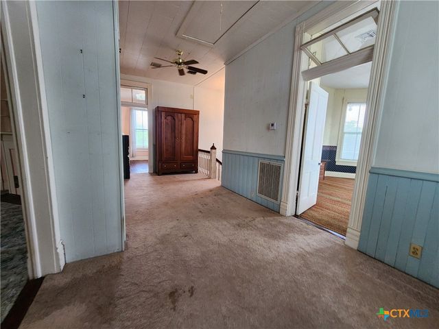 408 E Prairie Street, Cuero, TX 77954