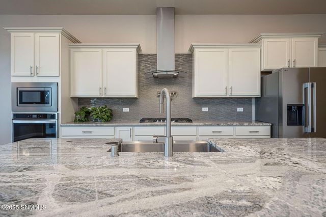 3761 Talon Avenue, Las Cruces, NM 88012