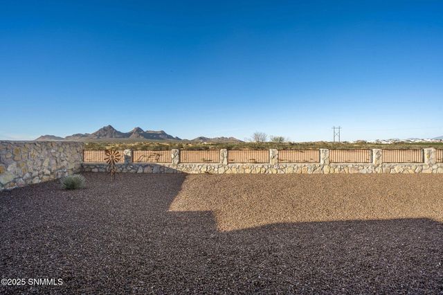 3761 Talon Avenue, Las Cruces, NM 88012