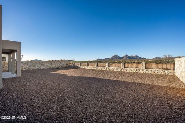 3761 Talon Avenue, Las Cruces, NM 88012