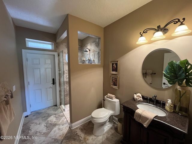 14736 CAPE Drive E, Jacksonville, FL 32226