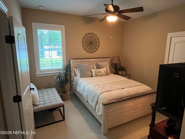 14736 CAPE Drive E, Jacksonville, FL 32226