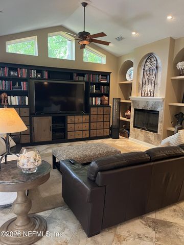 14736 CAPE Drive E, Jacksonville, FL 32226