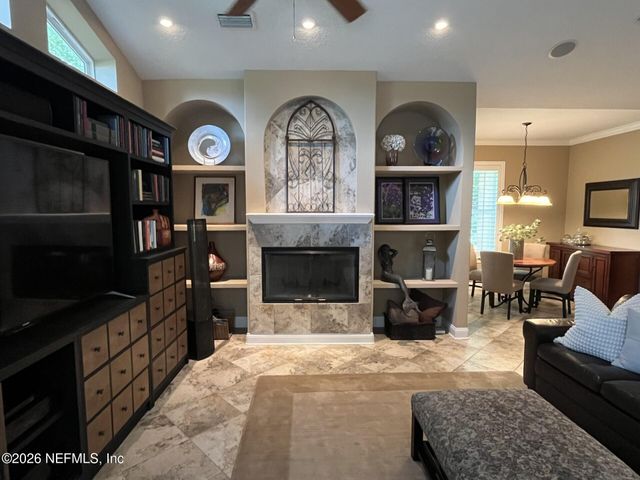 14736 CAPE Drive E, Jacksonville, FL 32226