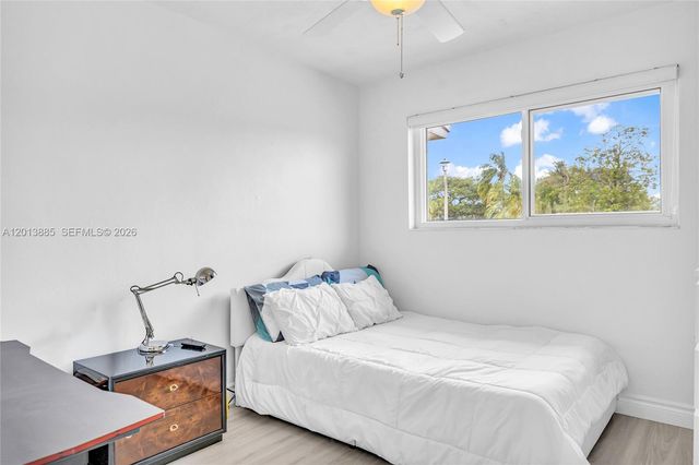 1600 NW 120th Ave, Pembroke Pines, FL 33026