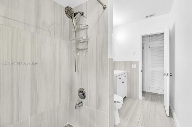 1600 NW 120th Ave, Pembroke Pines, FL 33026