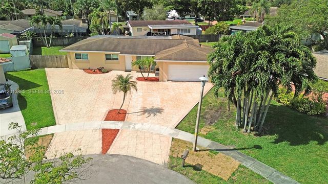 1600 NW 120th Ave, Pembroke Pines, FL 33026