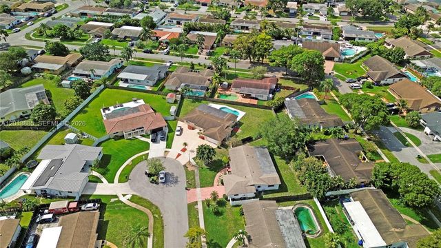 1600 NW 120th Ave, Pembroke Pines, FL 33026