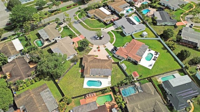 1600 NW 120th Ave, Pembroke Pines, FL 33026