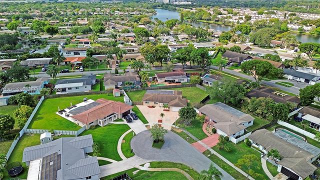 1600 NW 120th Ave, Pembroke Pines, FL 33026