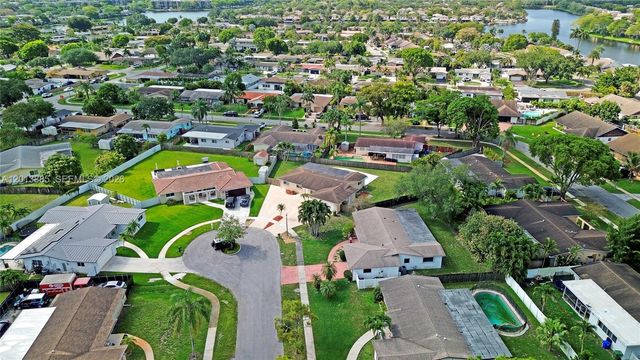 1600 NW 120th Ave, Pembroke Pines, FL 33026