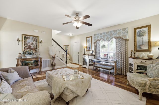1005 Running Brook Dr, Lawrenceburg, KY 40342