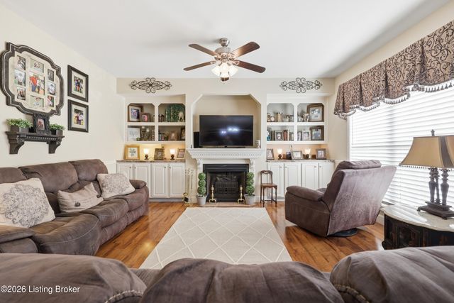 1005 Running Brook Dr, Lawrenceburg, KY 40342