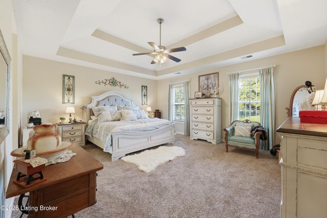 1005 Running Brook Dr, Lawrenceburg, KY 40342