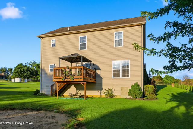 1005 Running Brook Dr, Lawrenceburg, KY 40342