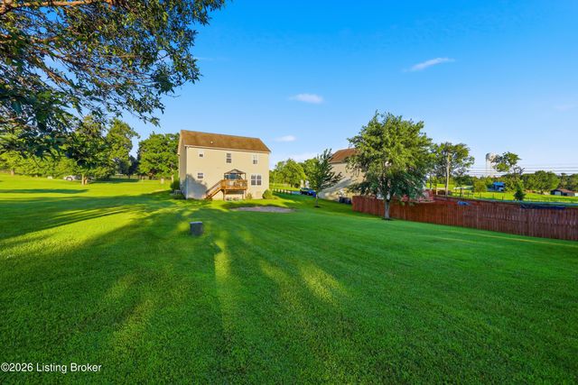 1005 Running Brook Dr, Lawrenceburg, KY 40342