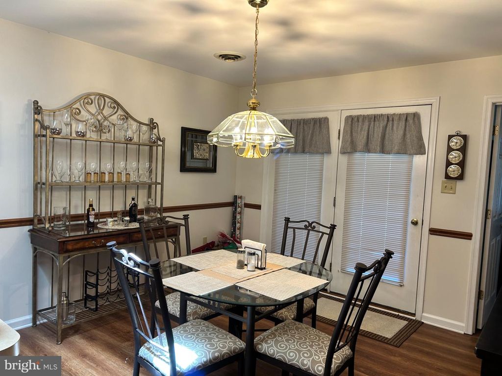 Image 6 of property listing at 120 SOUTHERN OAK DR #133, Hagerstown, MD 21740