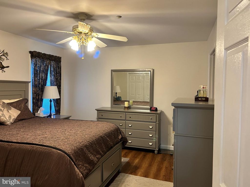Image 7 of property listing at 120 SOUTHERN OAK DR #133, Hagerstown, MD 21740