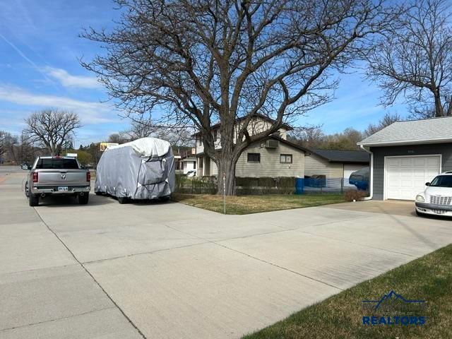 3936 JACKSON BLVD, Rapid City, SD 57702