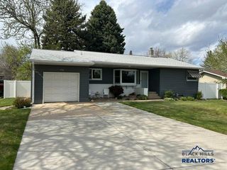 3936 JACKSON BLVD, Rapid City, SD 57702