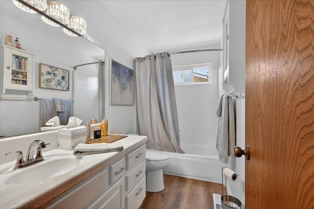 480 Cornell Dr, Turlock, CA 95382