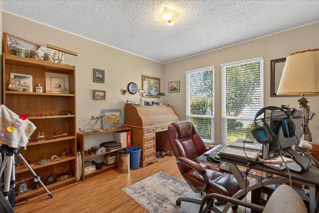 480 Cornell Dr, Turlock, CA 95382
