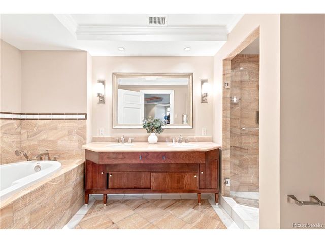 1891 Curtis St 1620, Denver, CO 80202