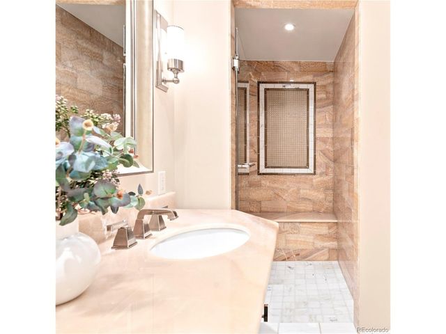 1891 Curtis St 1620, Denver, CO 80202
