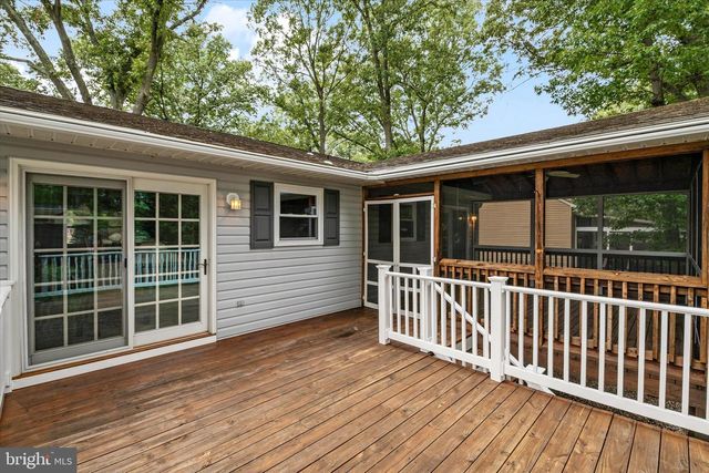 141 DELAWARE AVE, Pasadena, MD 21122