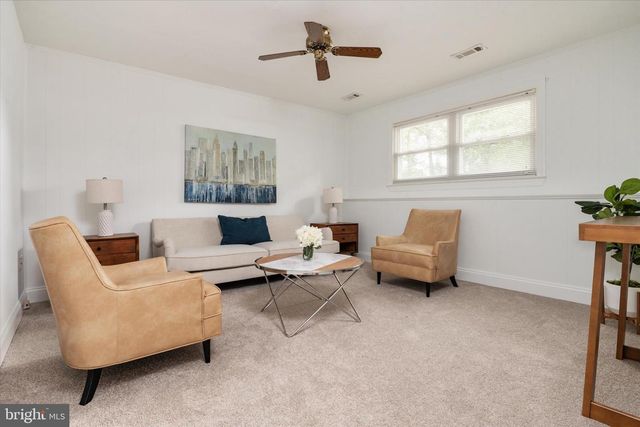 141 DELAWARE AVE, Pasadena, MD 21122