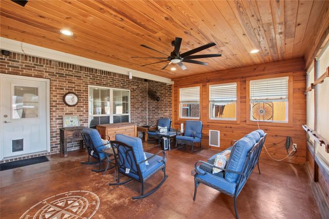 104 Blake Street, Mabank, TX 75147