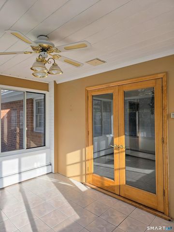 281 Roxbury Road, Stamford, CT 06902