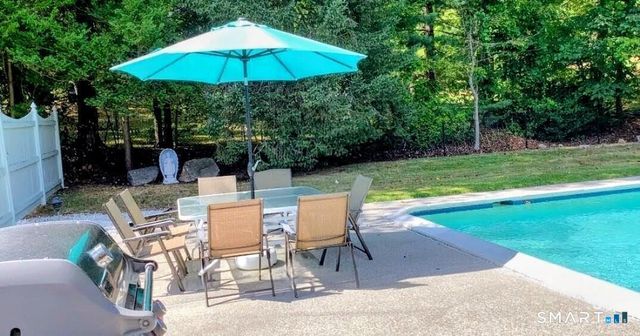 281 Roxbury Road, Stamford, CT 06902