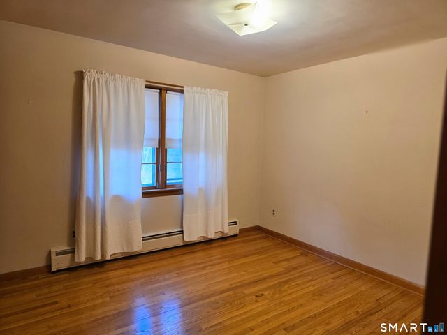 281 Roxbury Road, Stamford, CT 06902