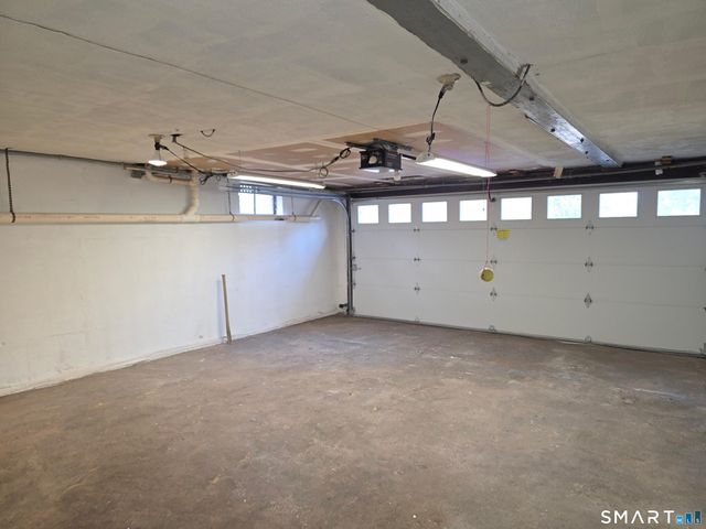 281 Roxbury Road, Stamford, CT 06902