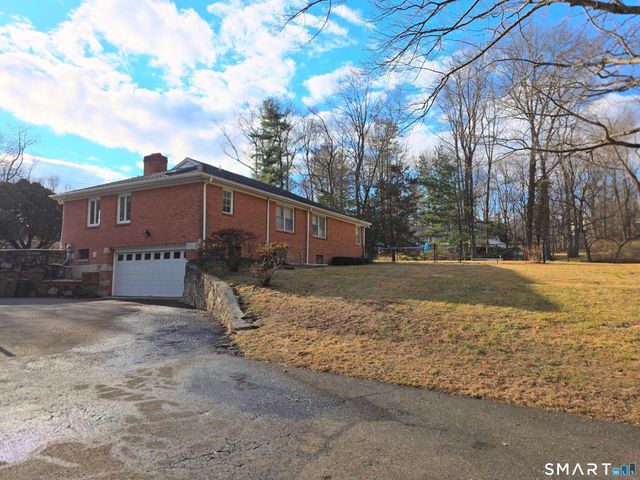 281 Roxbury Road, Stamford, CT 06902