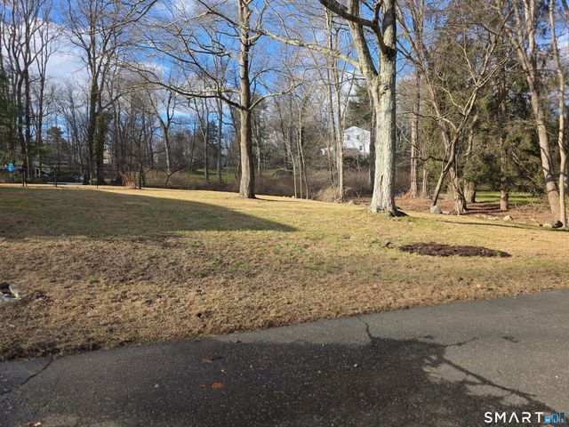 281 Roxbury Road, Stamford, CT 06902