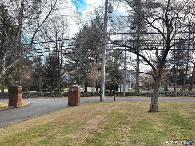 281 Roxbury Road, Stamford, CT 06902