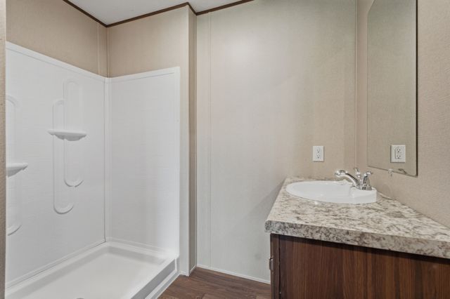 335 Meridian Dr, Smithville, TN 37166