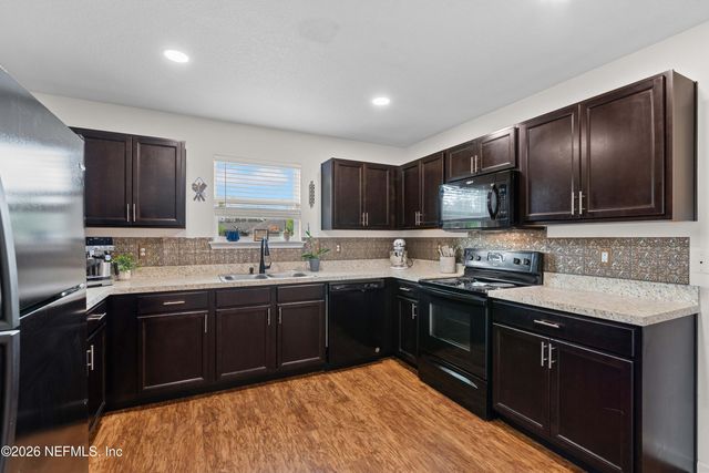 6178 DAYLILLY Road, Macclenny, FL 32063