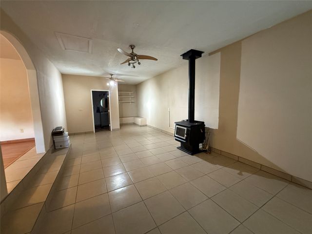 526 Camino Arbolera, Espanola, NM 87532