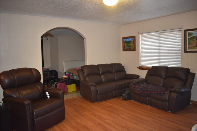 526 Camino Arbolera, Espanola, NM 87532